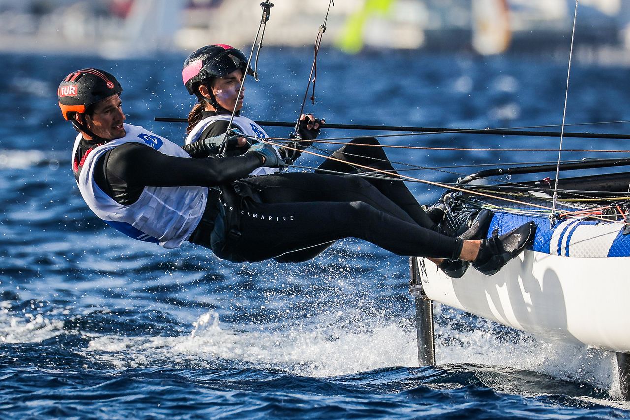 Sinem Kurtbay and Alican Kaynar foiling the Nacra 17