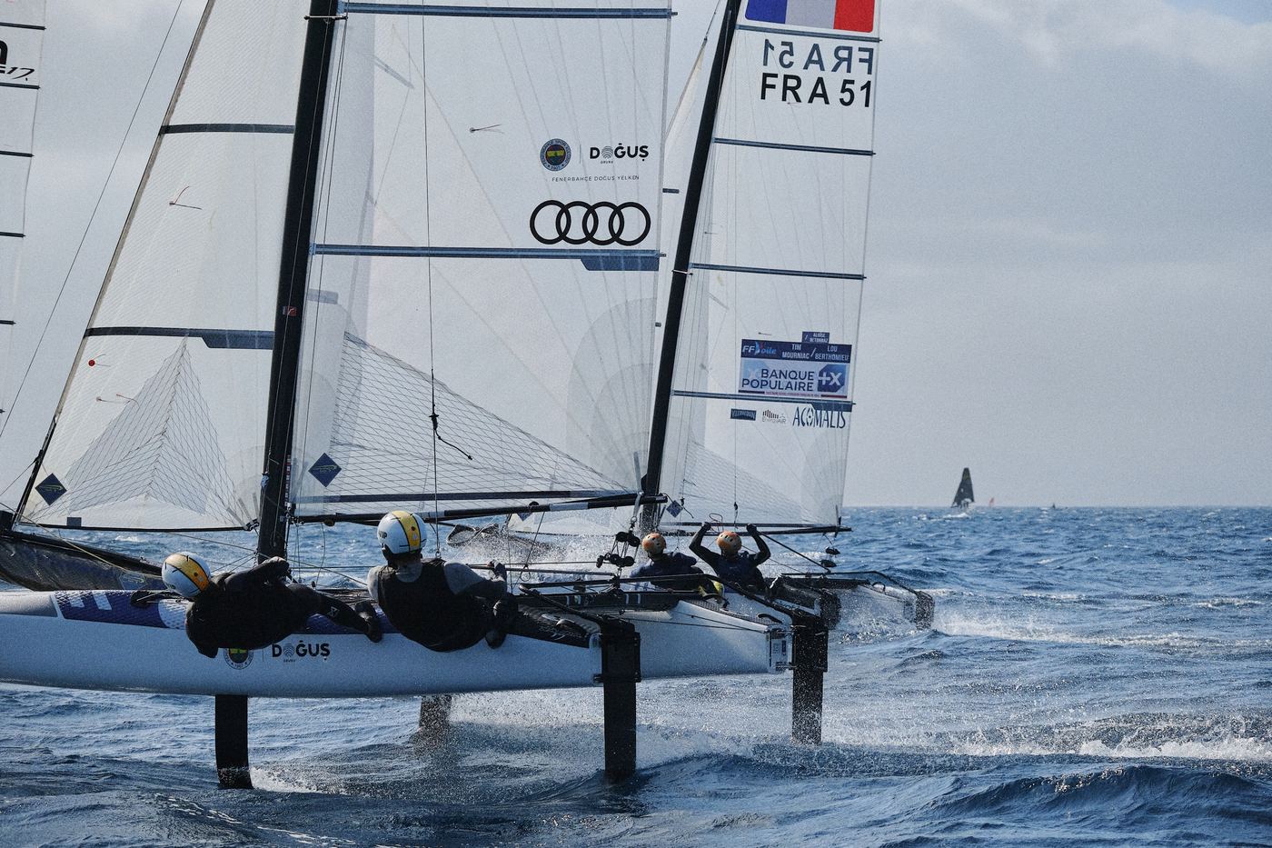 Fenerbahçe Doğuş Nacra 17 foiling in 2024
